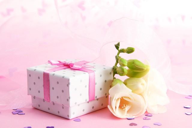 生日朋友送花的說(shuō)說(shuō)_送生日花朋友圈怎么發(fā)_送朋友生日的花