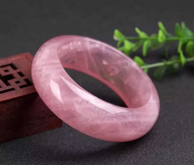 男生過生日送花合適嗎_男生過生日送鮮花送什么花_男生生日送花合適嗎