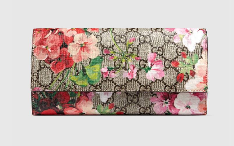 女朋友送花說說_女朋友送花怎么回復_第一次送花給女朋友怎么說